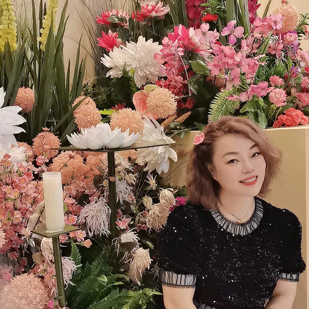 杨妞