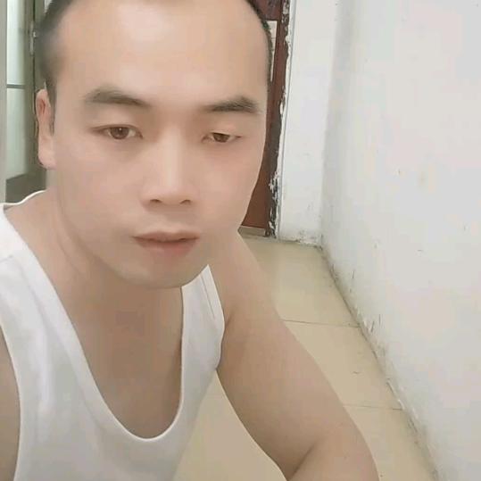 小渣渣（