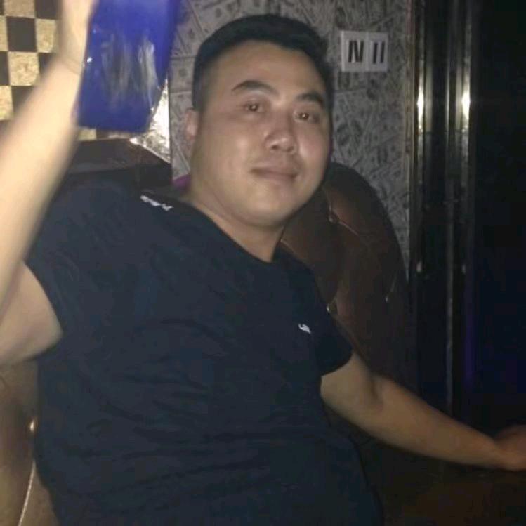 大厨，爱玩路滑