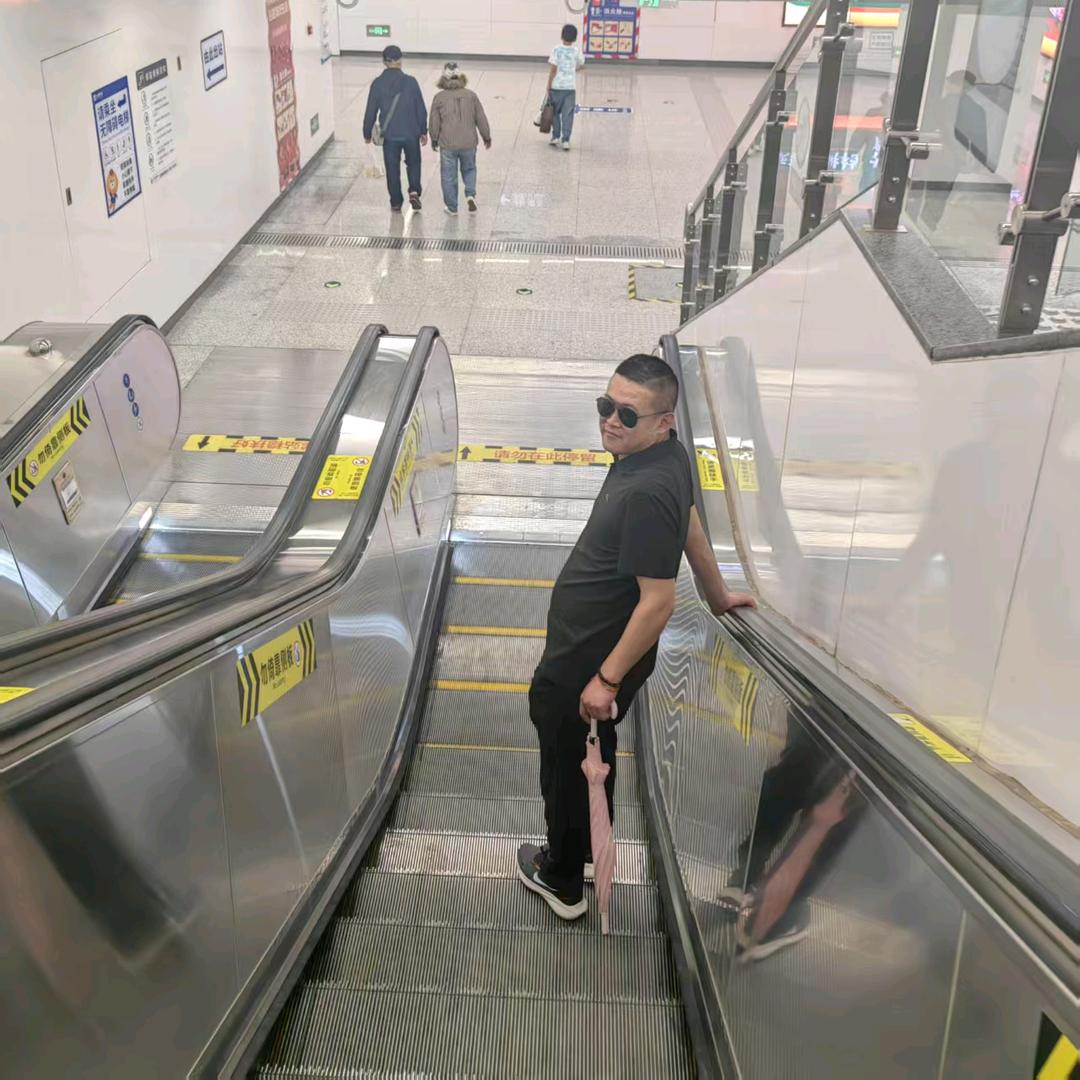 一言丁哥