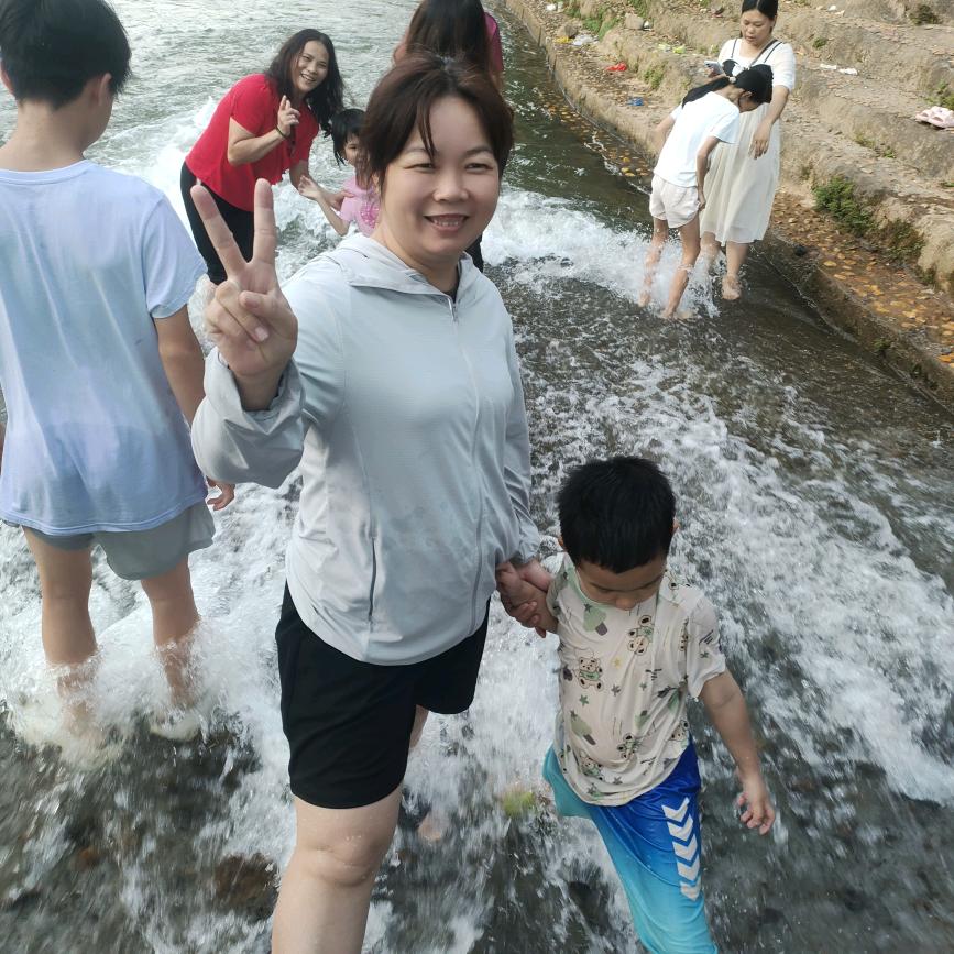 梁家姑娘