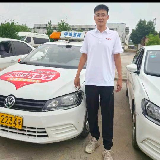 明途驾校牛天宽教练