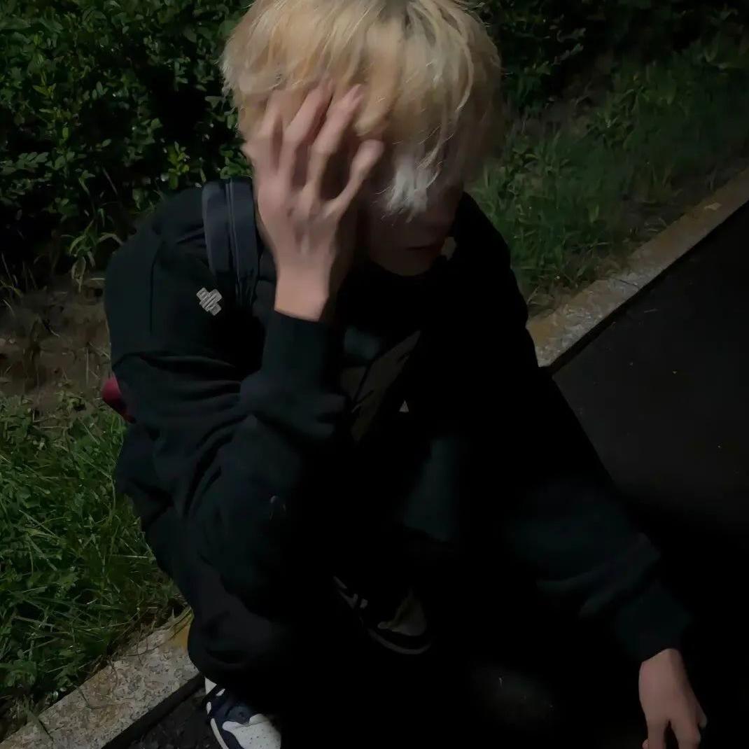 睡懒觉不上班