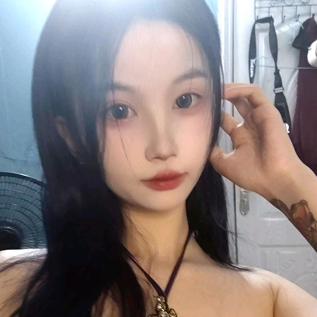 A.拾叁唐花城汇-泽欣