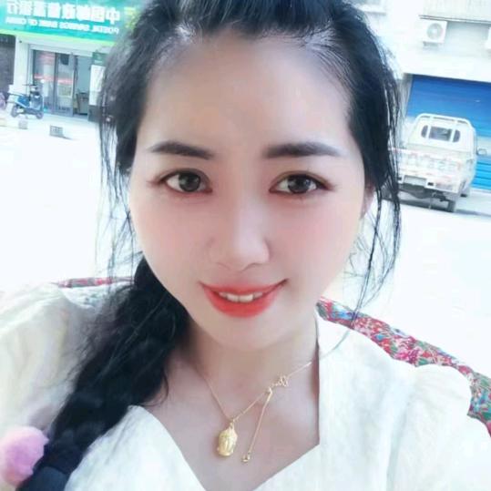 余宝儿