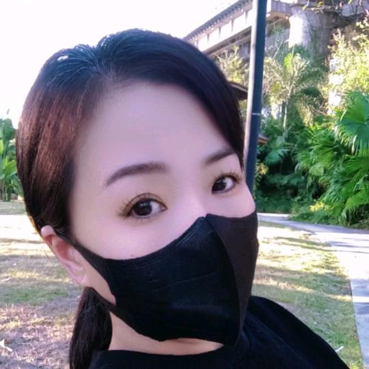蓝蓝