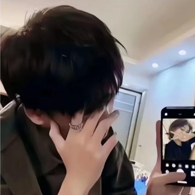 贺小兴 ——ℳ̶̶̶̶♡̶҉释怀ℳᥫᩣ