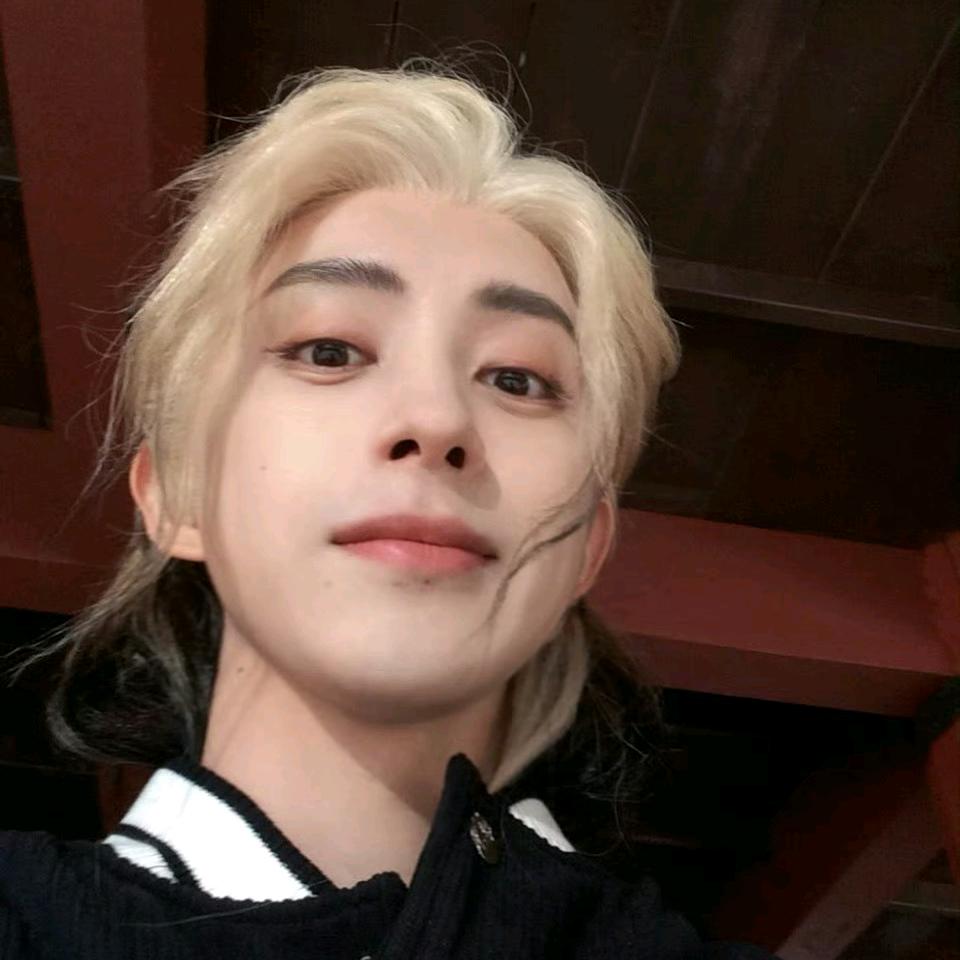 歪嘴战神的小皮袄