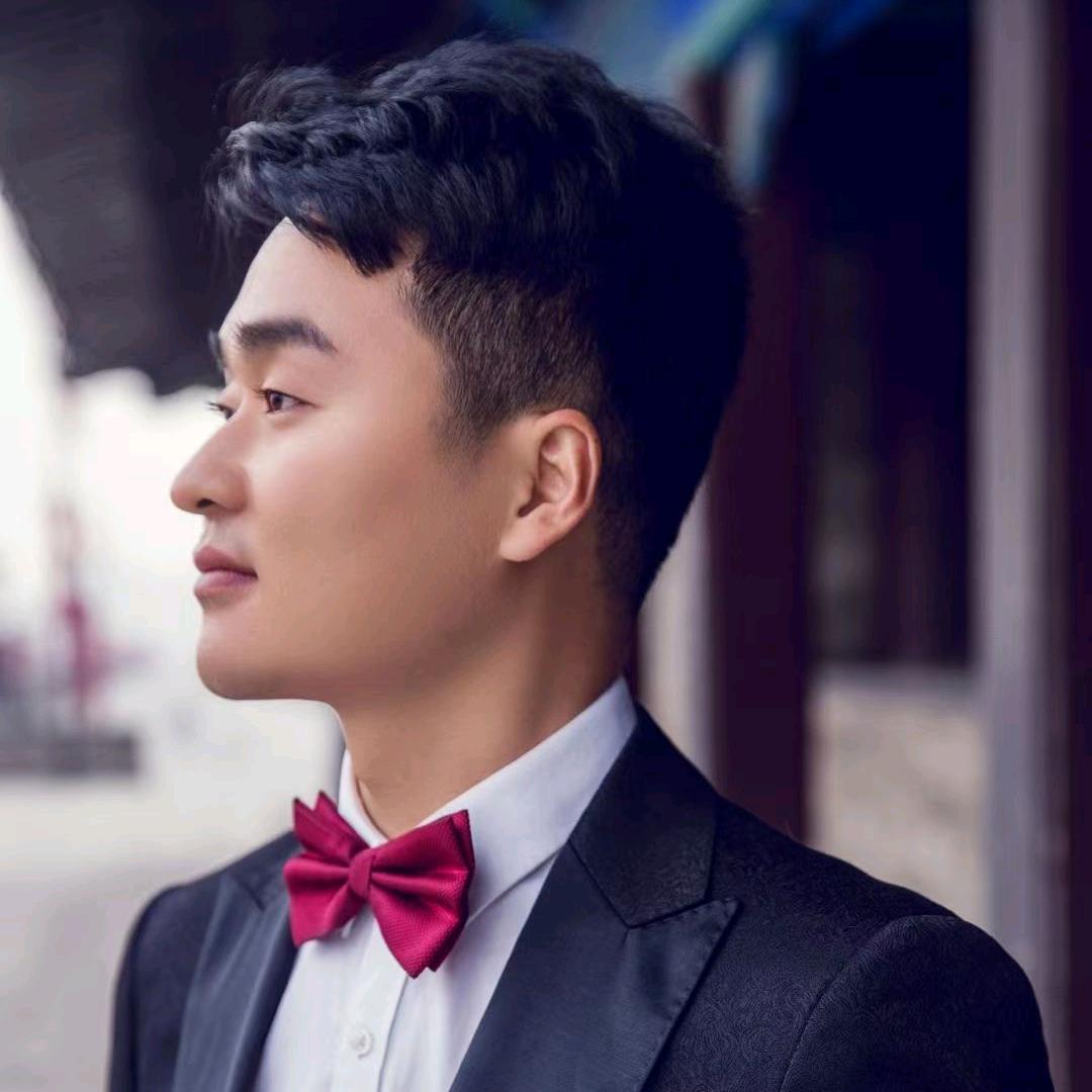 房产小闫（中介费0.5）新房团购惊喜价