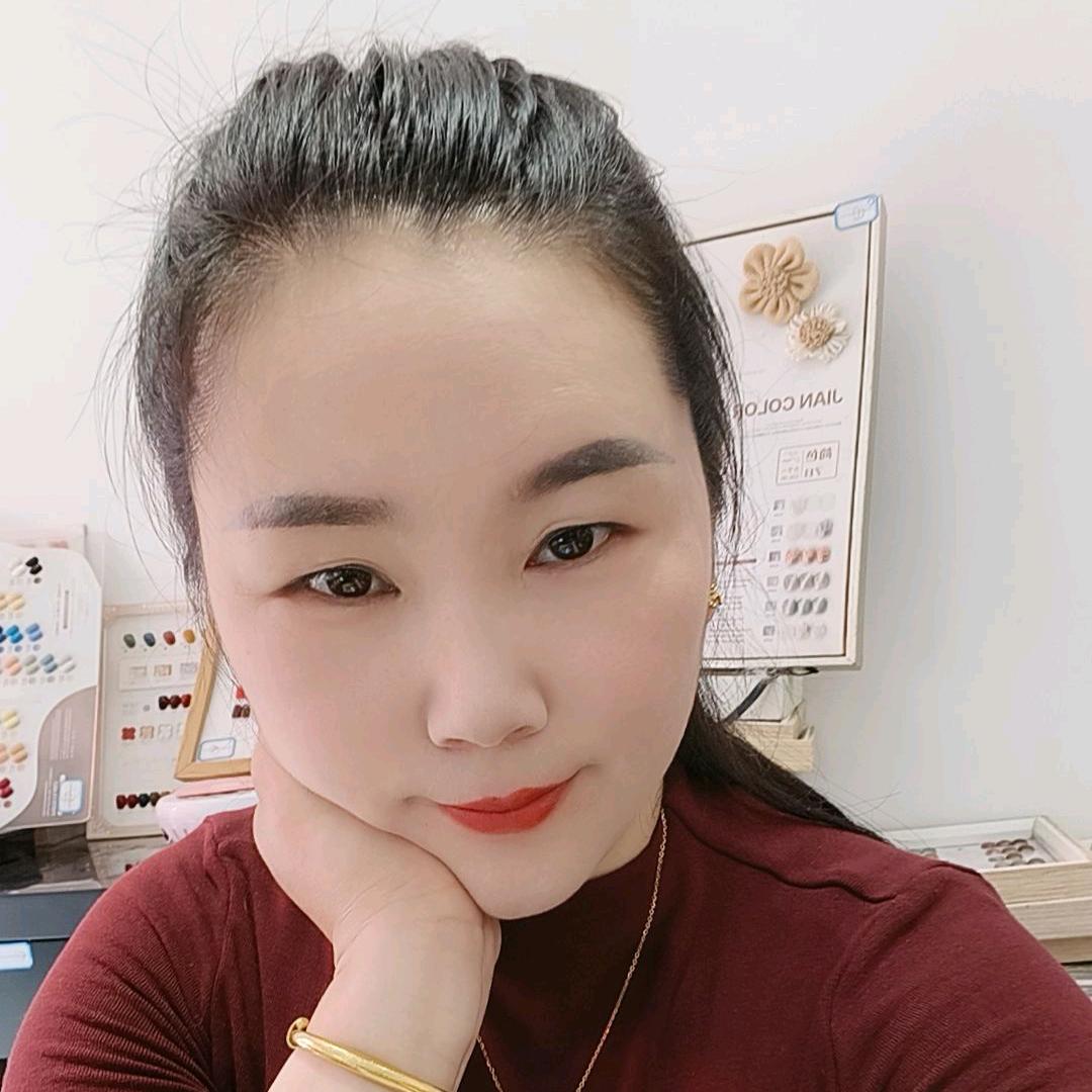 拐杖美女  包集云秀坊美妆