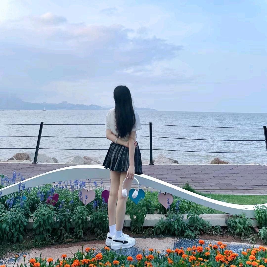 白袜小樱桃