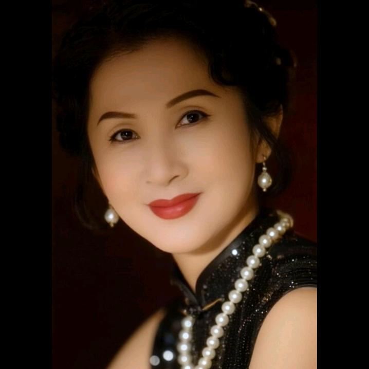 晓雾轻轻
