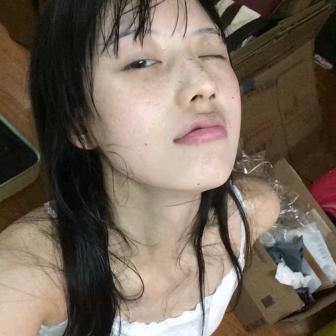 橘青.