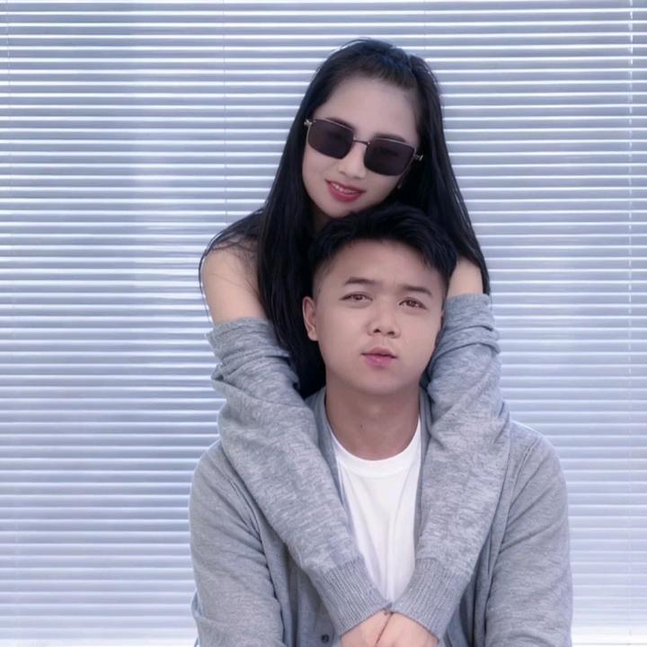 农村姑娘，娜娜