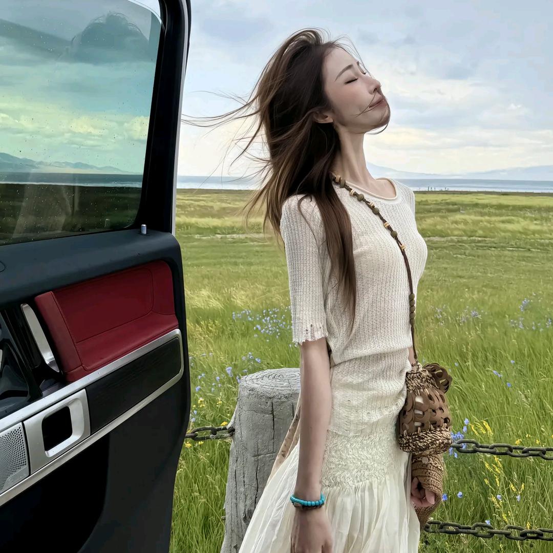 不理理.理理高级感穿搭