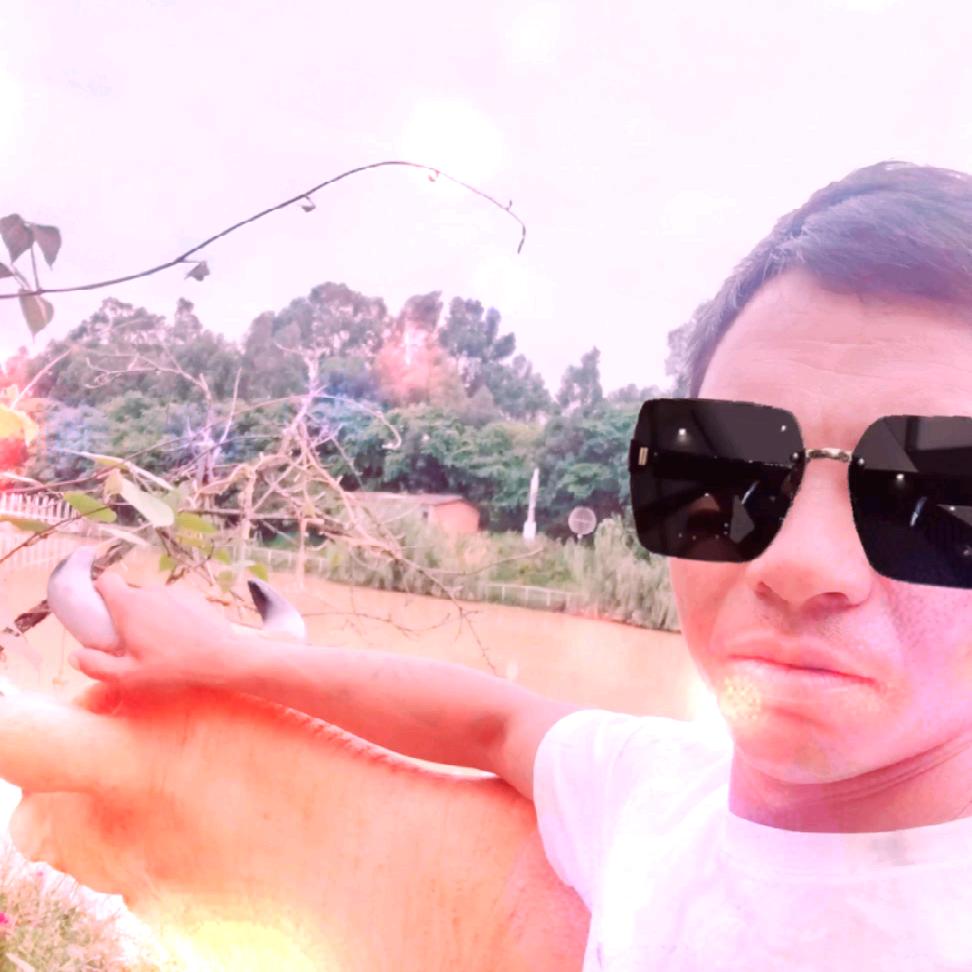 李娘忠红河人单身哥