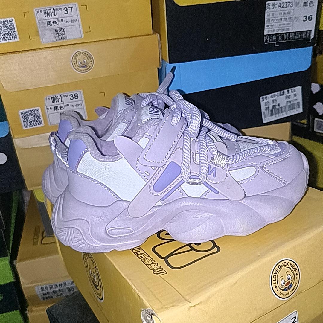 沐沐童鞋服饰店✔