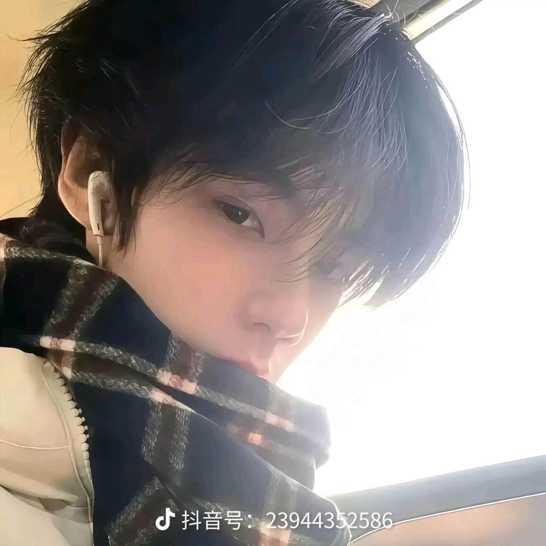 酷酷酷酷酷酷酷酷酷酷酷大哥黄家驹粉丝
