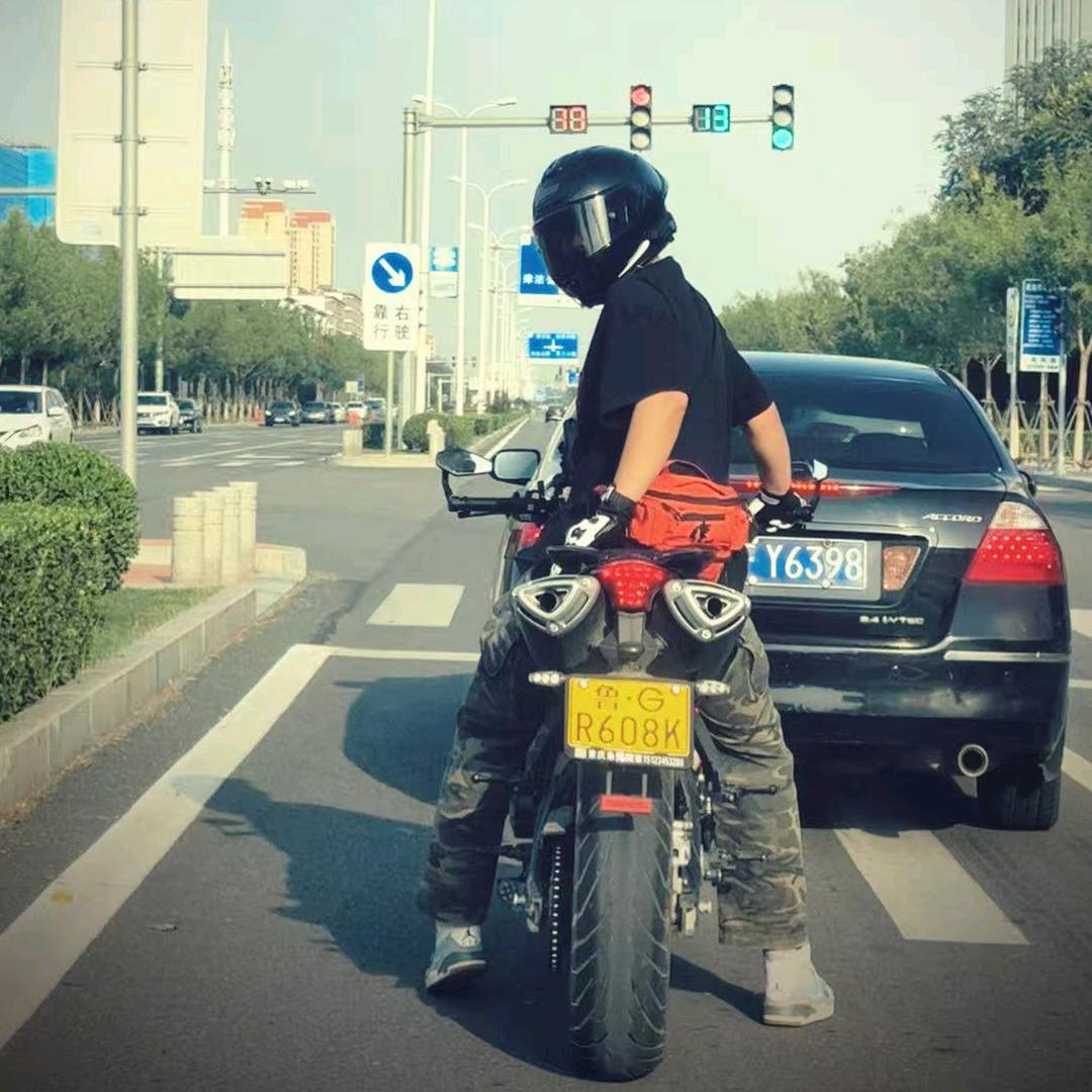 天津佳兴二手车