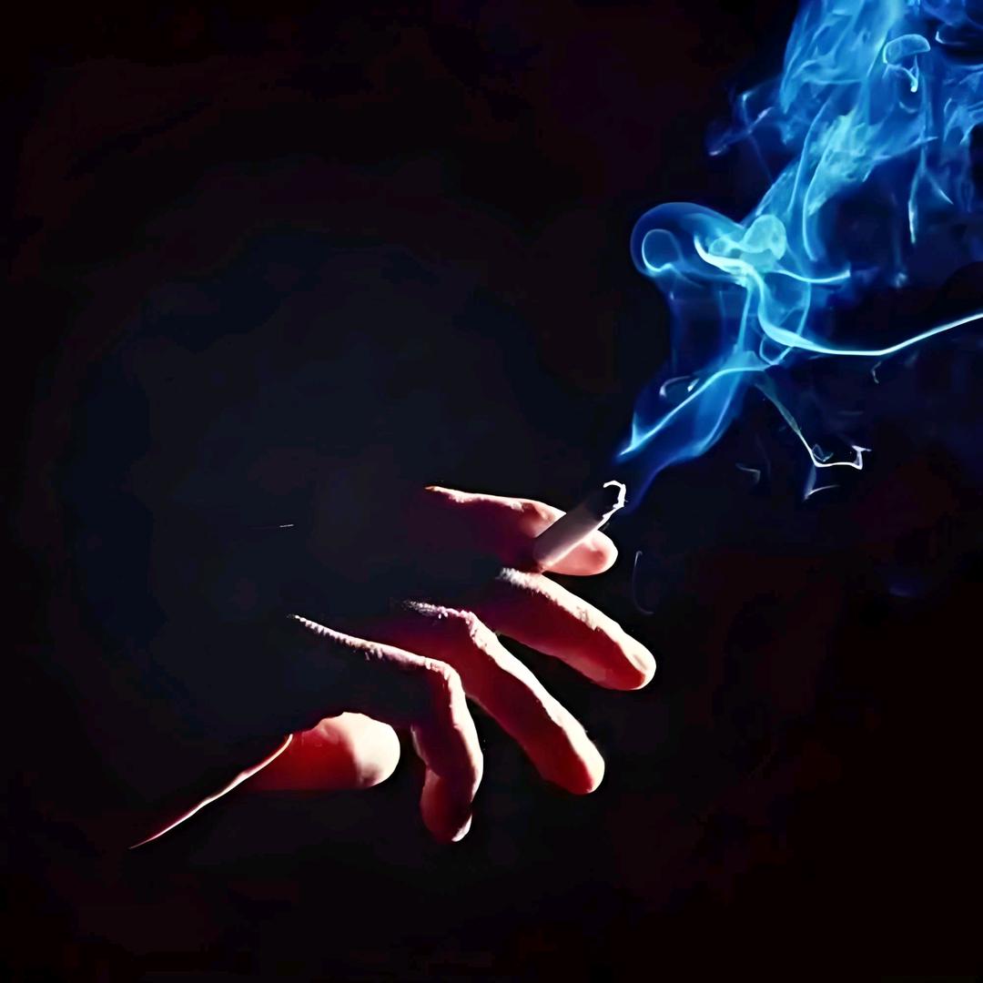 ᭄ꦿ一根烟꧔ꦿ℘⸙