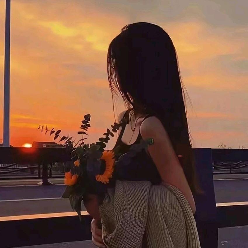 柠檬不萌🌻