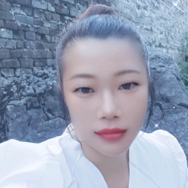 潘