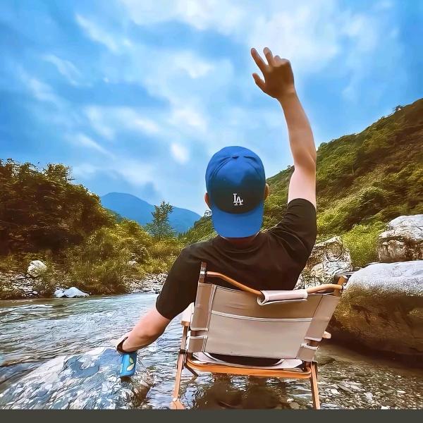 法特     （滚石销售