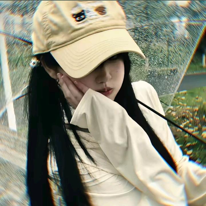 (̨̡ ‾᷄💜小桃兔兔‾᷅ )💞