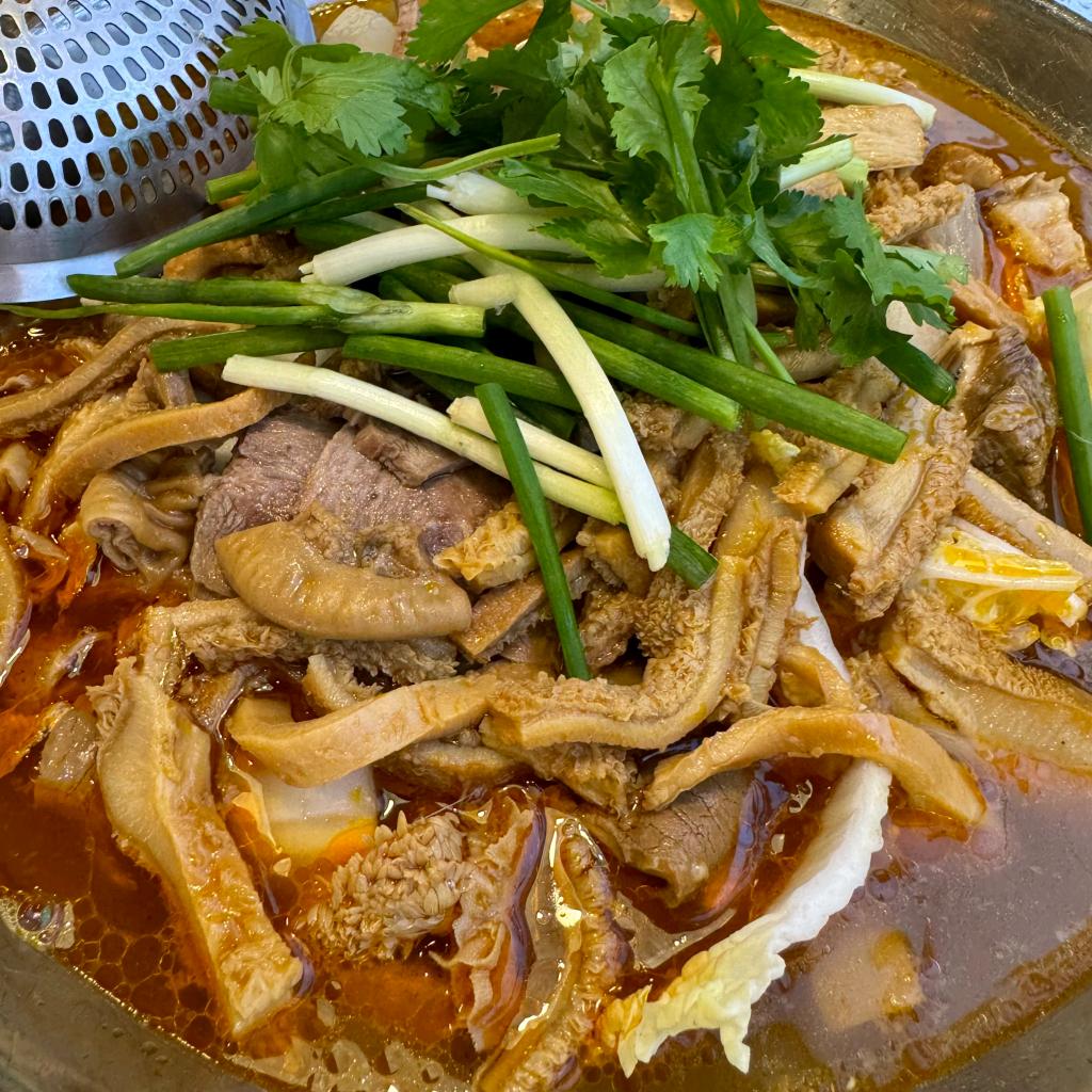 老字号琚湾酸浆面