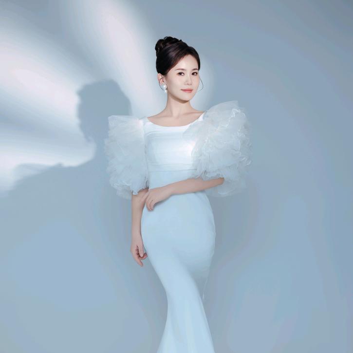 主持人冯悦｜超级传奇®