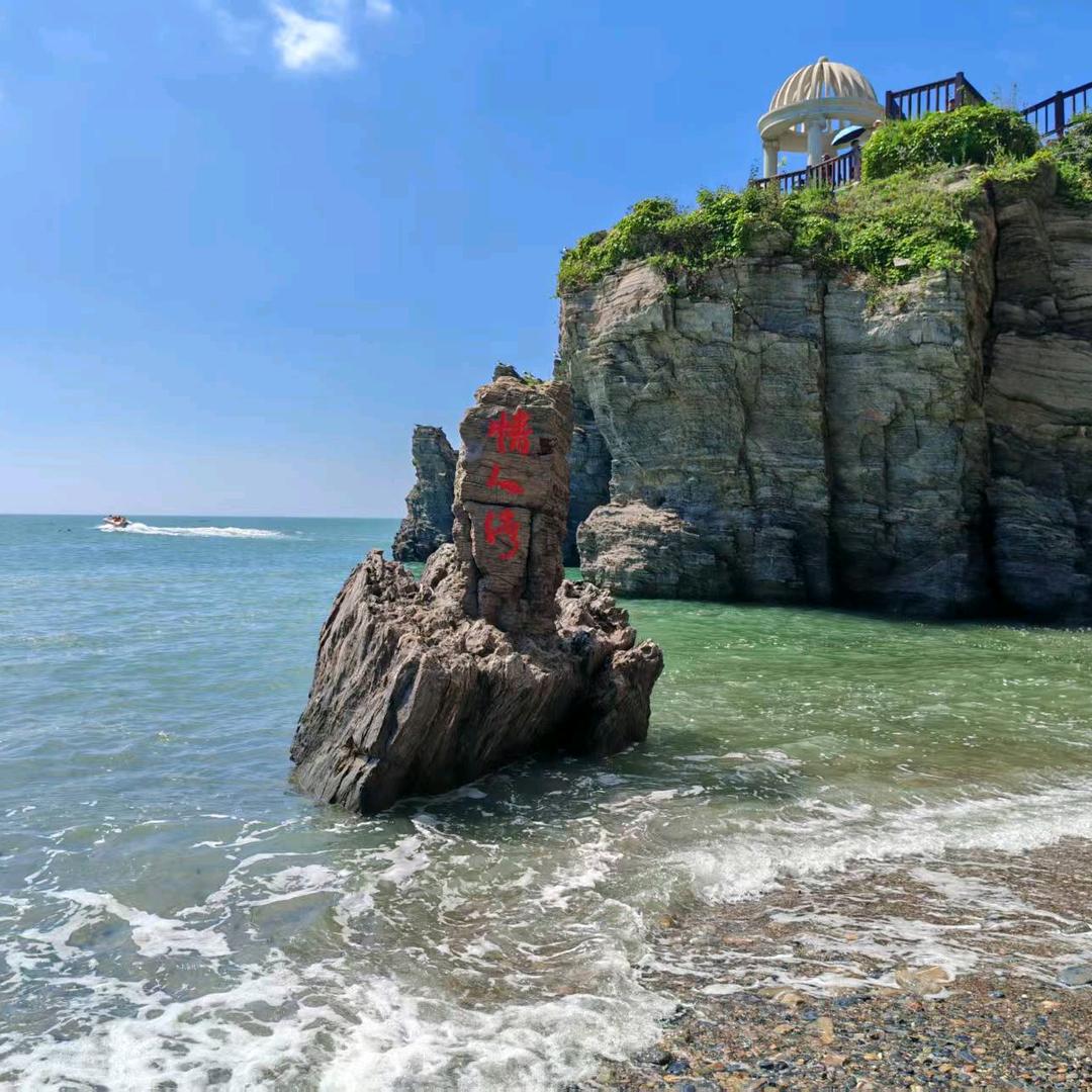 𝓐𝓾𝓰𝓾𝓼𝓽