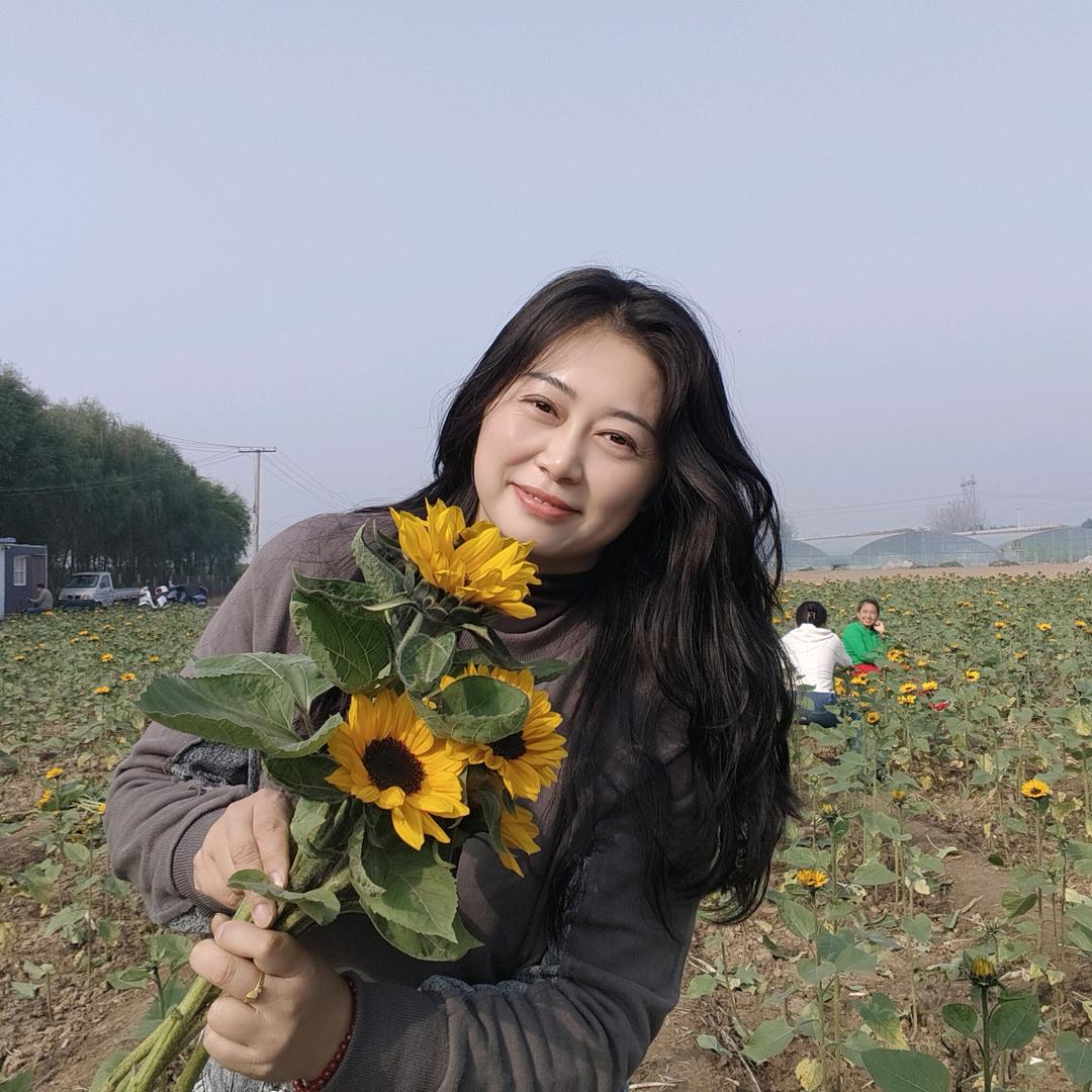 🦚🌹三十满了八