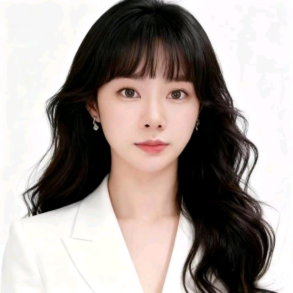 SU MING XING（云朵儿）