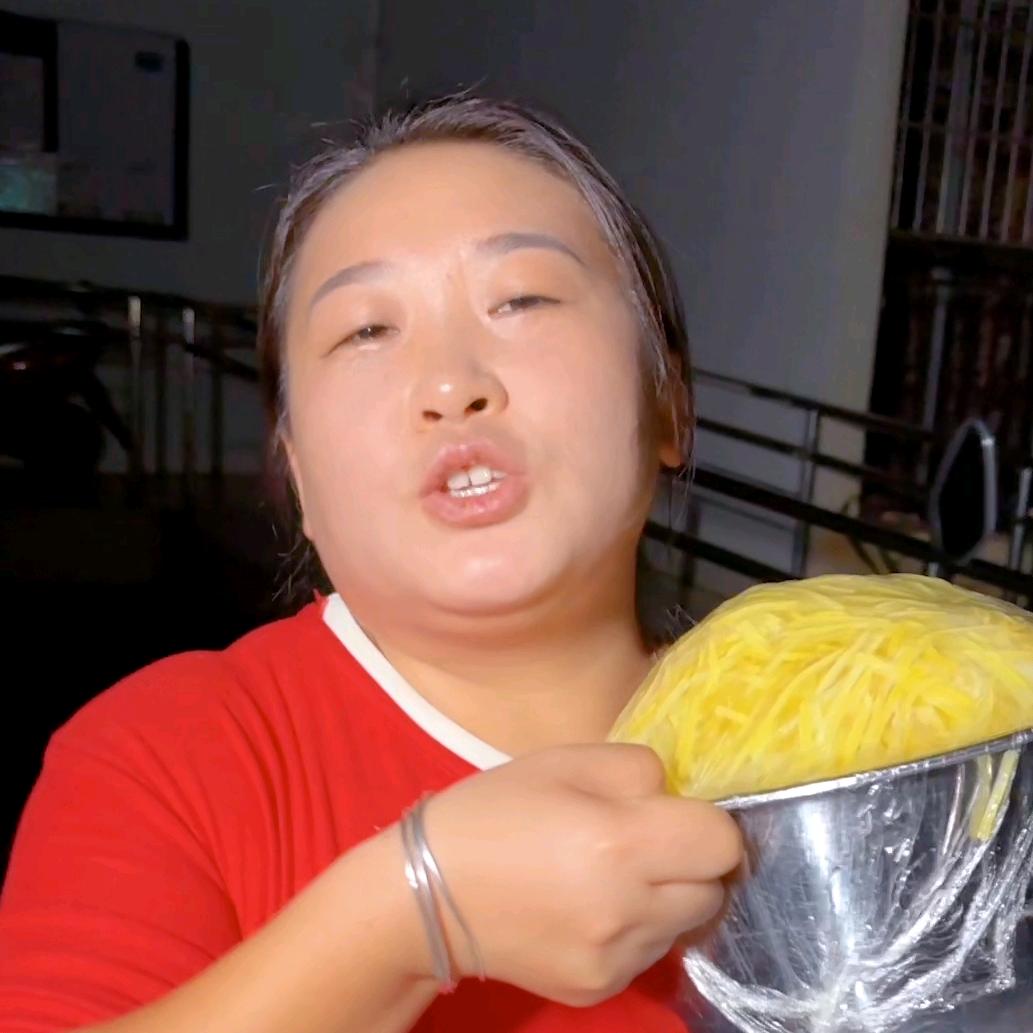 谢姐烧饵块摆摊日记