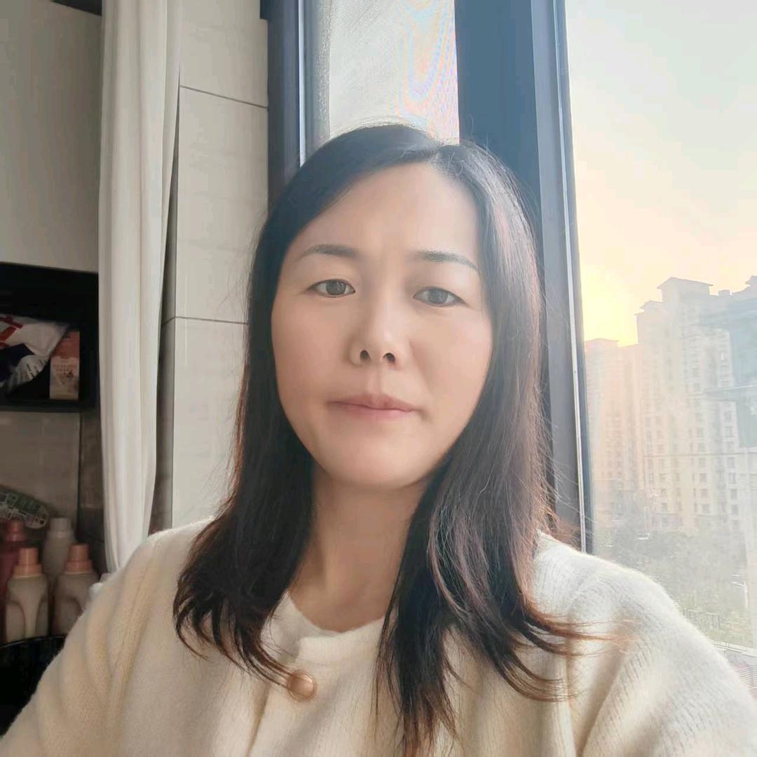 爱河狸 潘，晚8：30开播