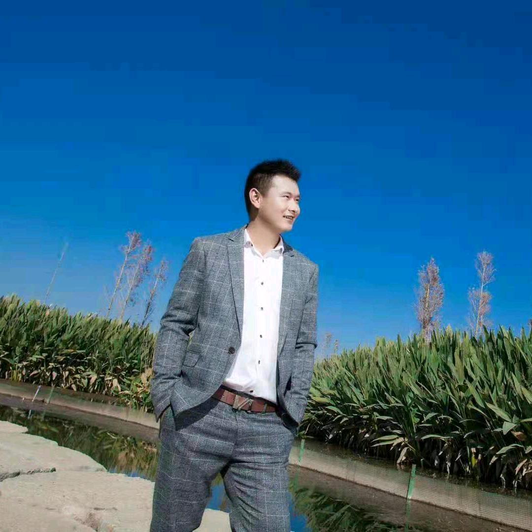 杨光，