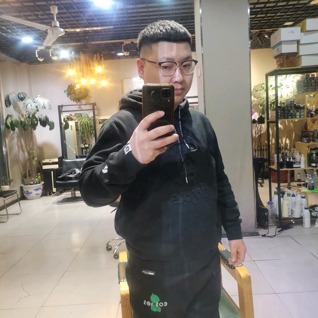 沈阳展览工厂～小李