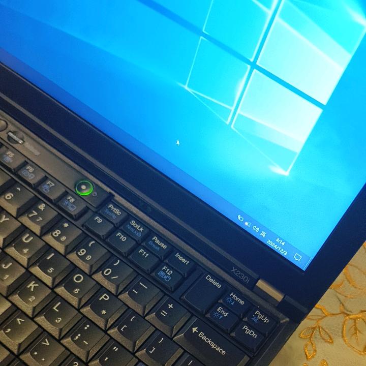 擦肩而过