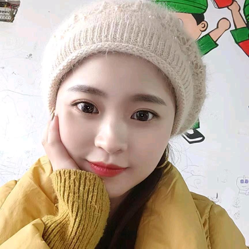 @，，
