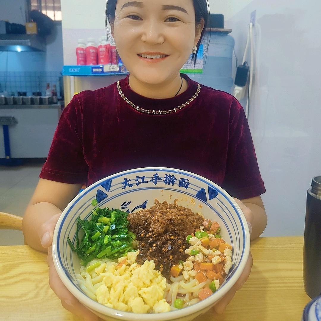 大江手擀面(老板娘)