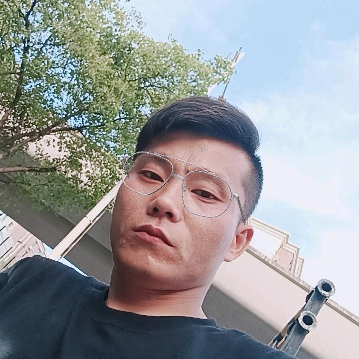 用双手创造明天。