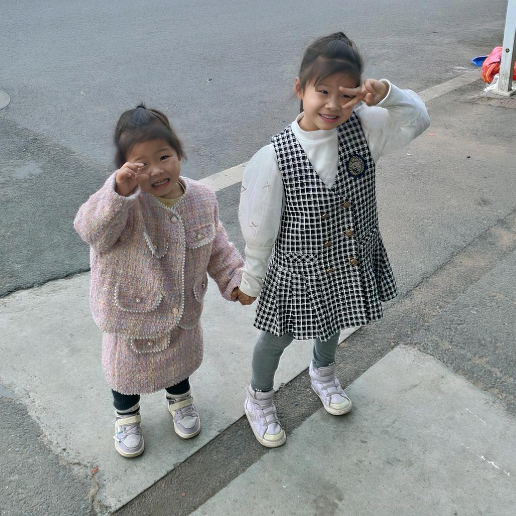 两手揣兜biubiubiu