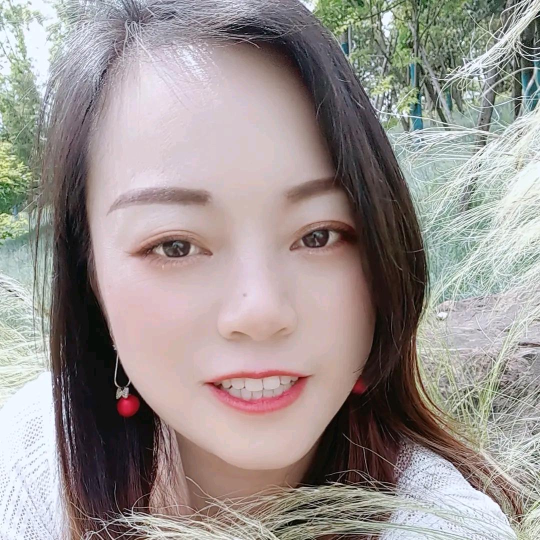 小琳儿《不定时直播》