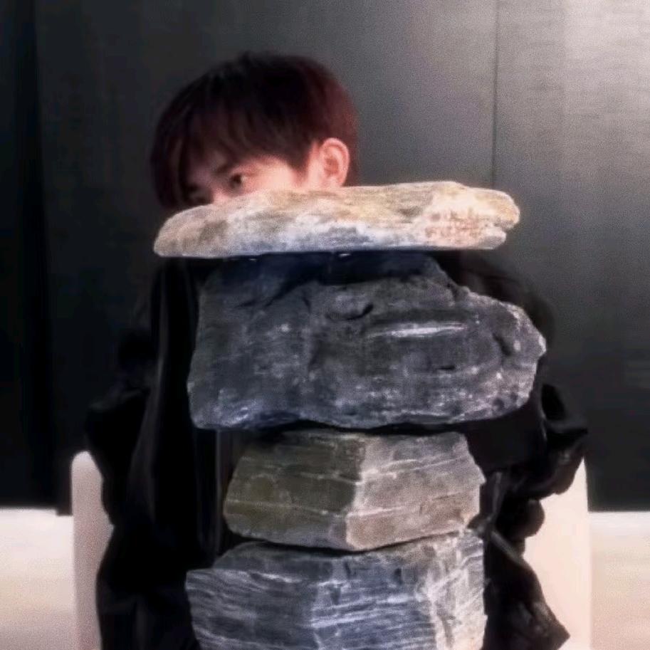 奇怪的关注点( ͡°ᴥ ͡° ʋ)