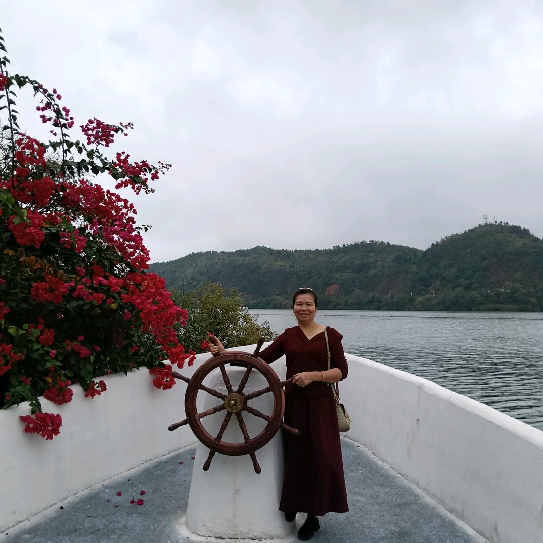 小小良缘婚介所