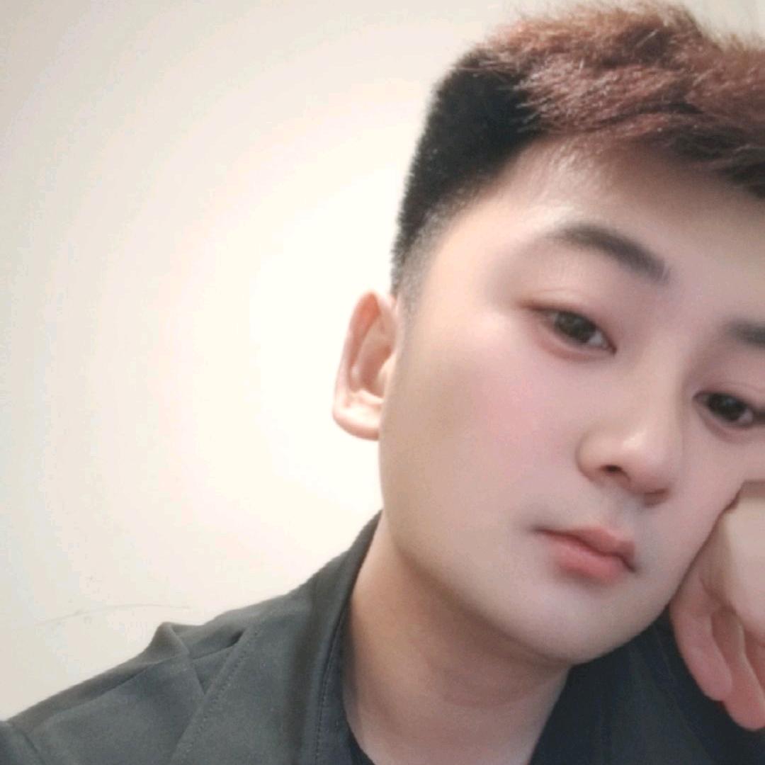威威吖、