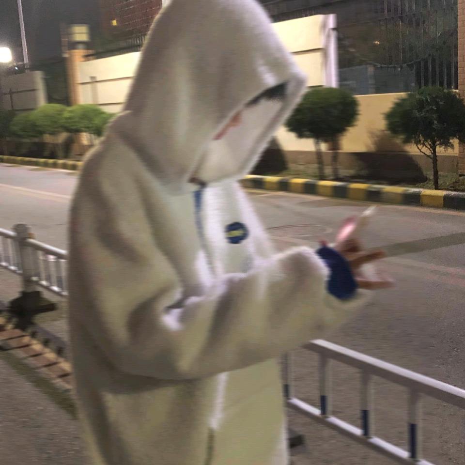 当初忘不了