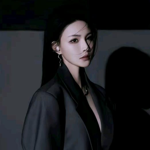 溶溶rongrong［精选穿搭］