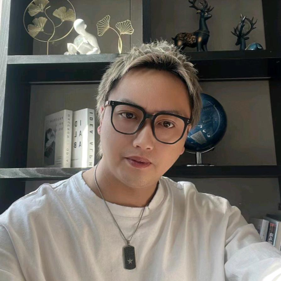 在北京通州做发型设计的阿宣老师