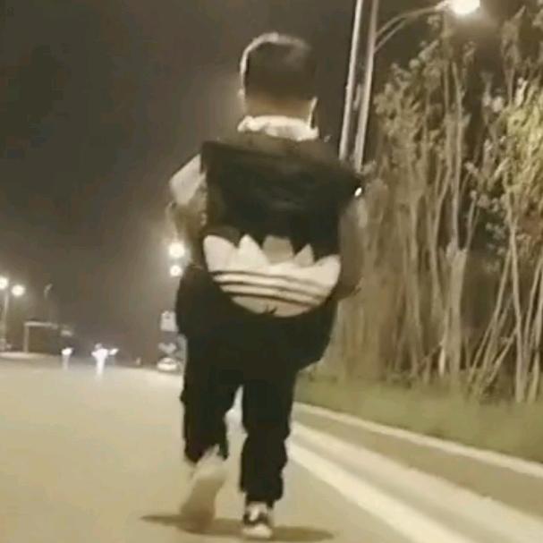 文腾服饰